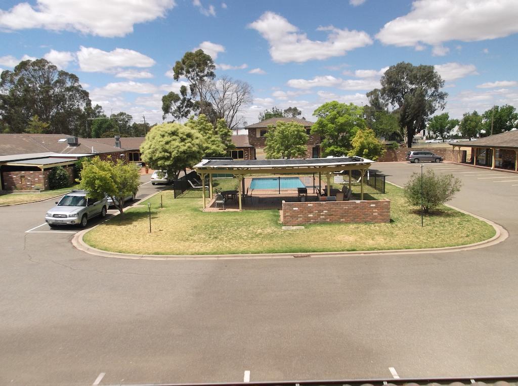 Quality Inn Carriage House Wagga Wagga Bagian luar foto