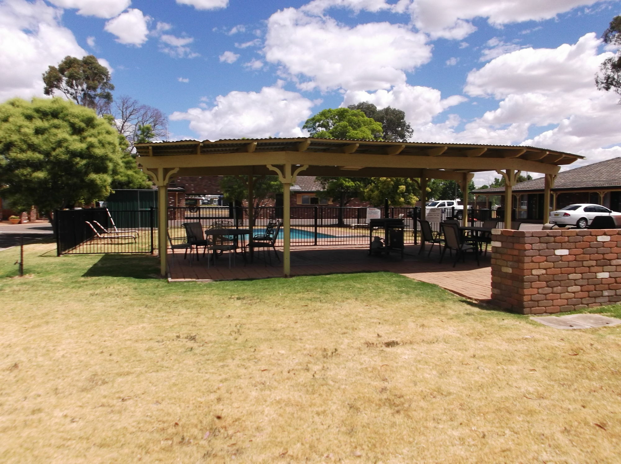 Quality Inn Carriage House Wagga Wagga Bagian luar foto